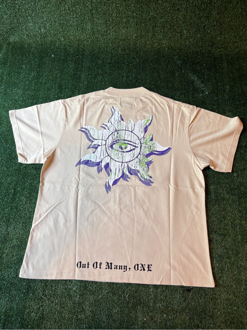Gothic Graphic Short Sleeve Tee - Beige - Picture 3 of 9